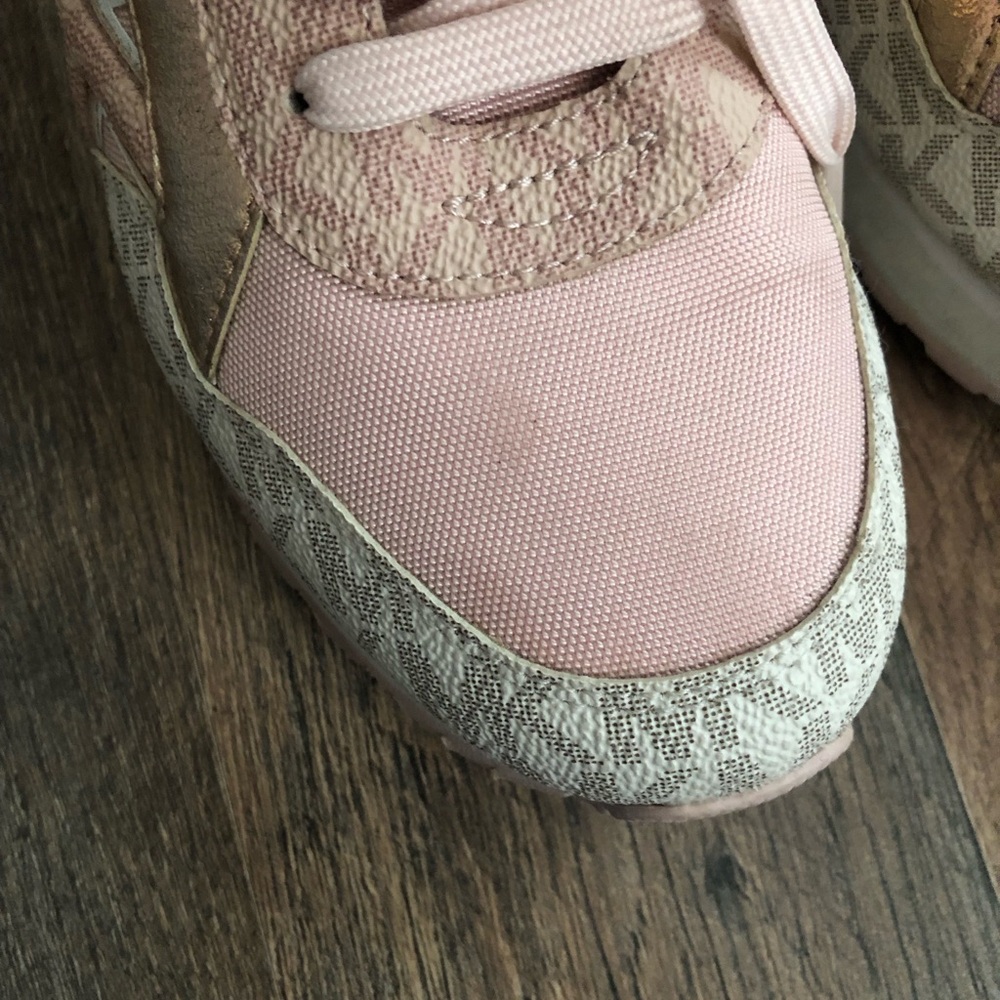 Michael Kors Pink and Gold Maddy Two-tone Logo Women's Sneakers Size 7M - Picture 8 of 9